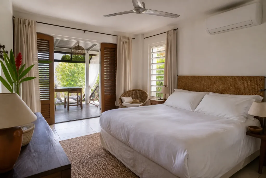 Chambre d’hôtel ventilée et climatisée en Martinique